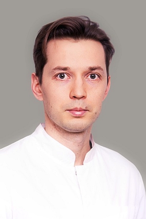 Власов Всеволод Юрьевич Заведующий отделением рентгенохирургических методов диагностики и лечения. Врач рентгенохирургических методов диагностики и лечения.